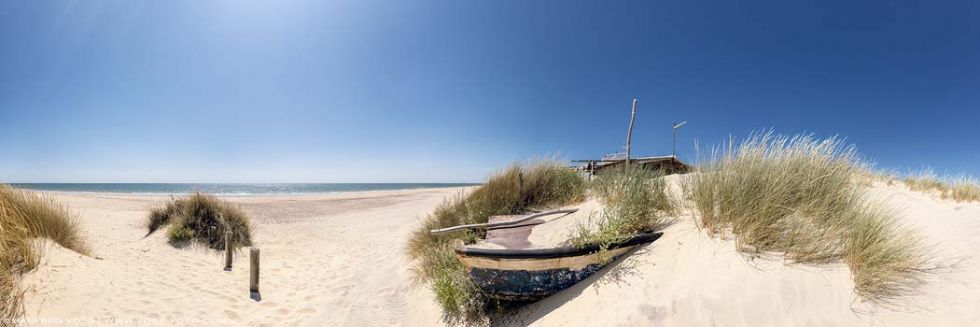 * Portugal Strand * Noch relativ unberührter Strand in der Natur im Süd-Westen von Portugal in der Nähe von Cadiz und Tarifa.