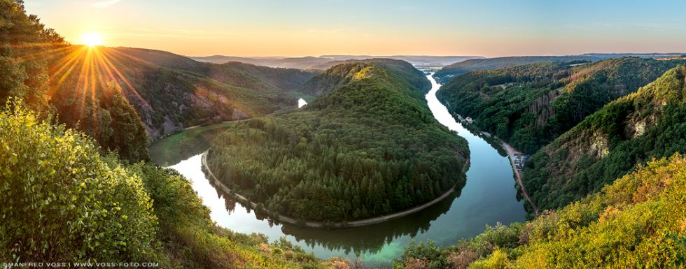 * Saarschleife * Die Saarschleife im Saarland zum Sonnenaufgang.