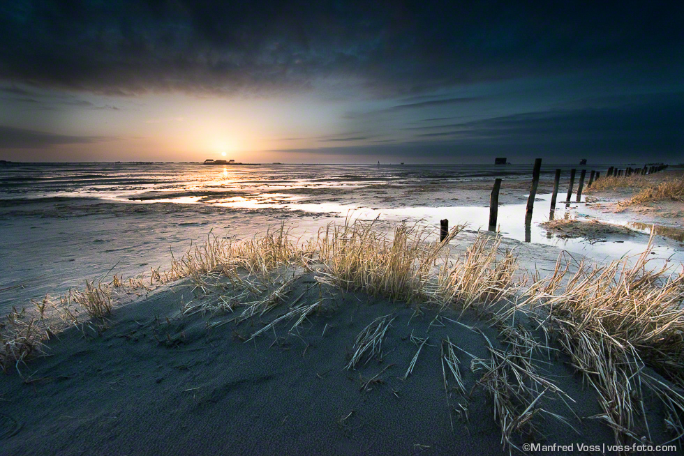 Winterspaziergang , Nordsee / Deutschland