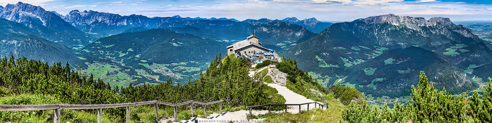 Alpenpanorama am Kehlstein mit Blick auf Berchtesgaden.