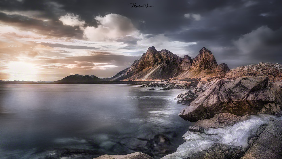 Eystrahorn Panorama mit Sonne , Island