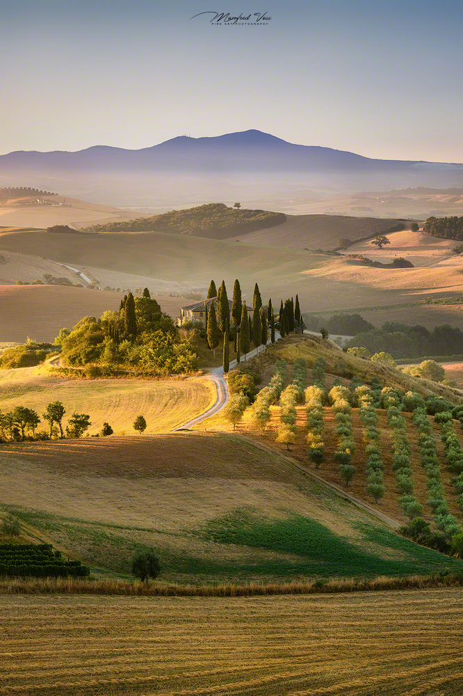 Podere in schöner Hügellandschaft in der Toskana in Italien
