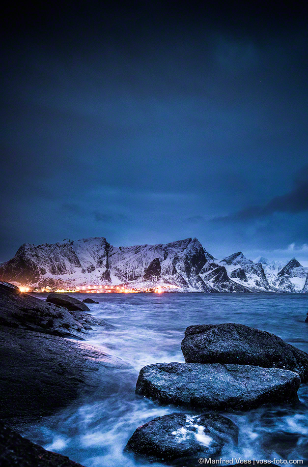 Hamnoy Lights , Lofoten / Norwegen