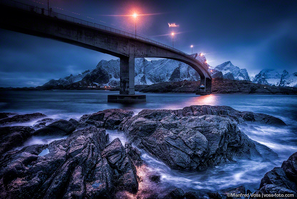 Bridge to Hamnoy , Lofoten / Norwegen