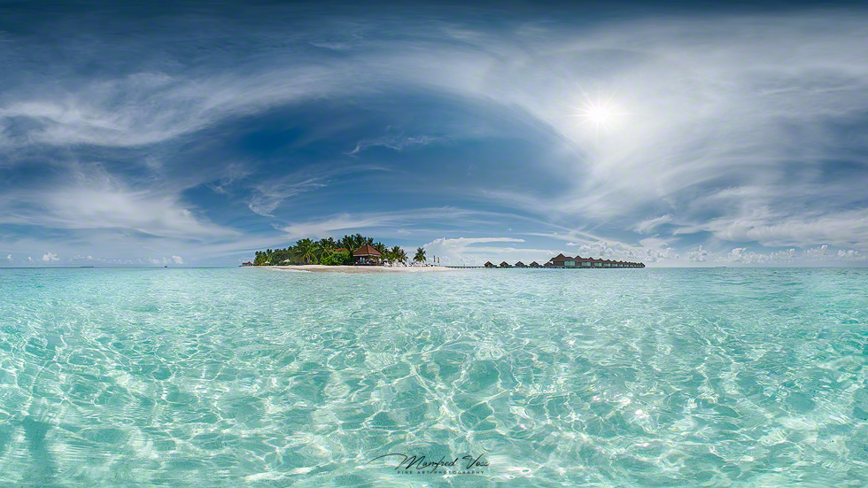 pure blue , Malediven