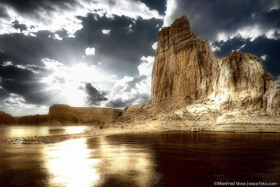 Golden Earth , Lake Powel / Utah / USA